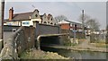 Packet Inn  and bridge over Chesterfield Canal