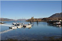 NG7526 : Kyleakin Harbour by Robert Struthers