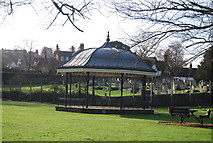 SU9644 : Bandstand, Philips Memorial Park by N Chadwick