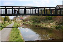 NT1970 : Union Canal and Footbridge by Anne Burgess