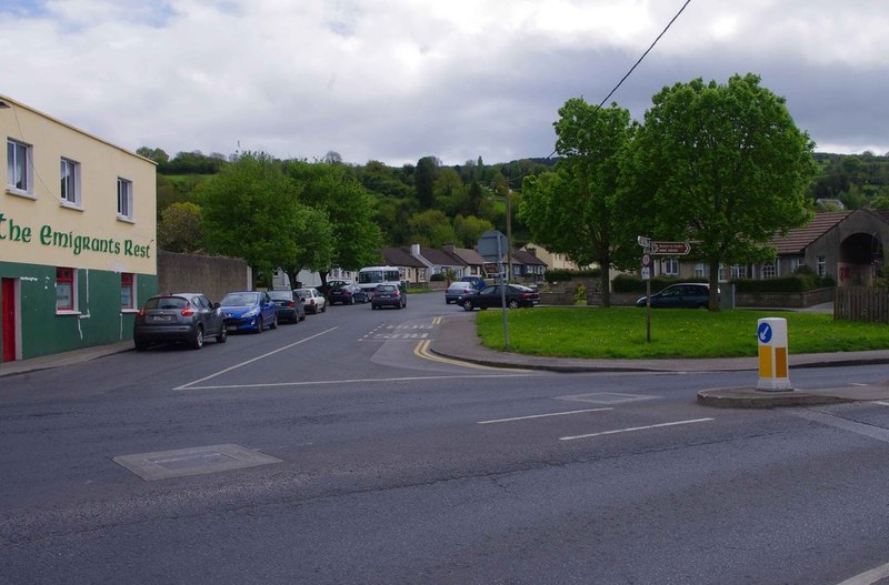 Junction of two roads, Clonmel,... © P L Chadwick cc-by-sa/2.0 ...