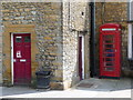 Sherborne: phone box in Half Moon Street