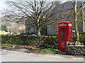 Edale: phone box on the main road