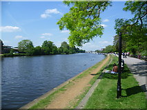 TQ1768 : The River Thames from Queen's Promenade by Marathon