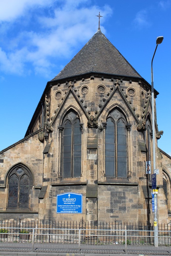 St Ninian's Scottish Episcopal Church,... © Leslie Barrie cc-by-sa/2.0 ...