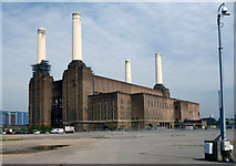 TQ2877 : Battersea Power Station (disused) by Dr Neil Clifton