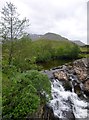 NH1220 : Waterfall on the Allt na CÃ¬che, by Athnamulloch by Craig Wallace