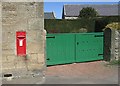 Post box, Branton