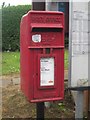 Post box, Upper Burnmouth