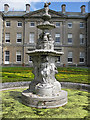 SE9364 : Fountain at the centre of the parterre by Pauline E