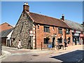 Newport High Street, The Castle Inn