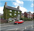 Ivy-clad house, Llandrindod Wells