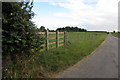 Bridleway and track to Manor Farm