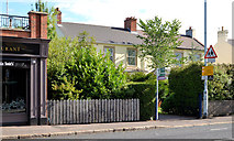 J3873 : Nos 410 & 412 Upper Newtownards Road, Belfast (2013-1) by Albert Bridge