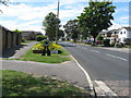 Littlehampton welcome sign on Henry Avenue