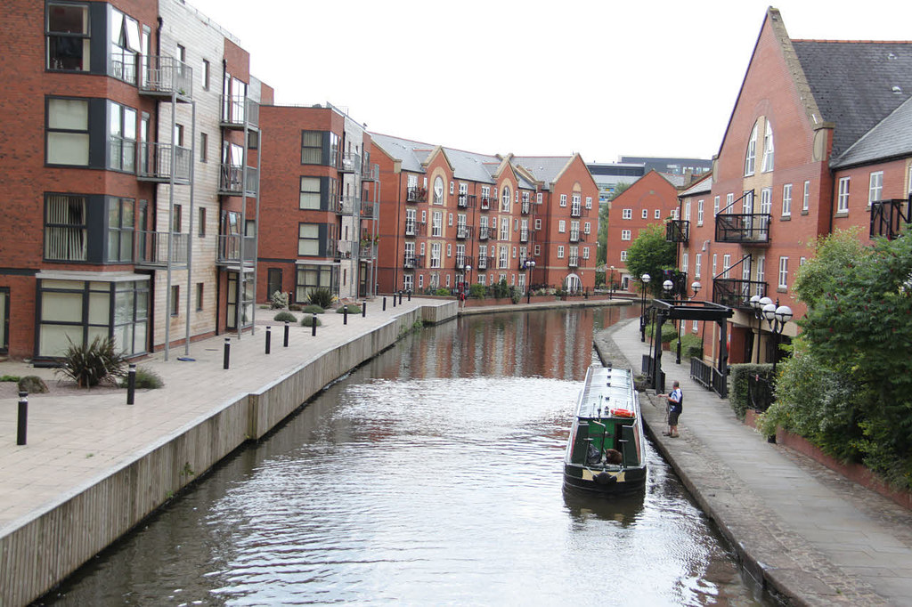 Ashton Canal at Piccadilly Village © Alan Murray-Rust cc-by-sa/2.0 ...