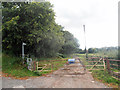 Footpath link to the Monarchs Way