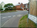 Junction of Park View Drive South with Old Bath Road