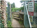 Approach to foot crossing over the railway