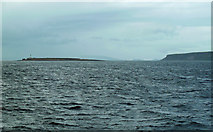 NS0219 : Towards Pladda Island by Mary and Angus Hogg