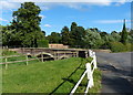 Bosworth Road bridge in Shenton