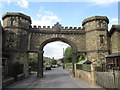 Gateway and lodges, Sutton-in-Craven