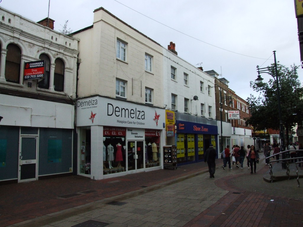 High Street, Chatham © Chris Whippet cc-by-sa/2.0 :: Geograph Britain ...