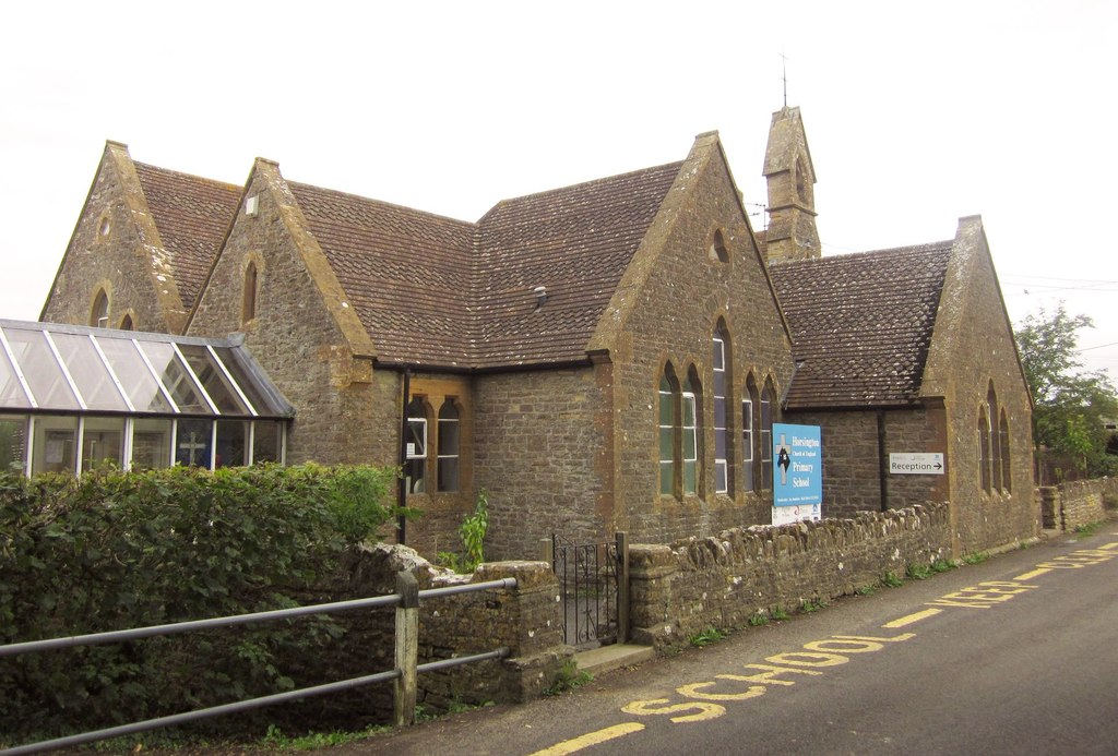 Horsington Church of England Primary... © Derek Harper cc-by-sa/2.0 ...