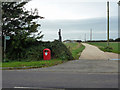 Farm road to Shipverling Barn