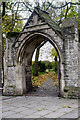 How Memorial Gateway, Bromley-by-Bow