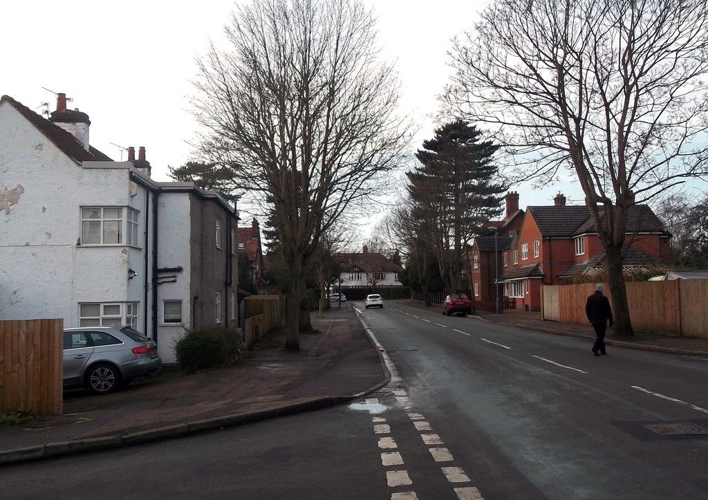 East Avenue in Mickleover © Jonathan Clitheroe ccbysa/2.0 Geograph