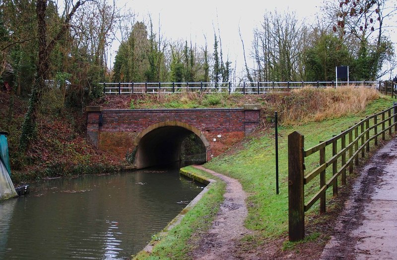 Kenilworth Road Bridge (No. 71), Grand... © P L Chadwick cc-by-sa/2.0 ...