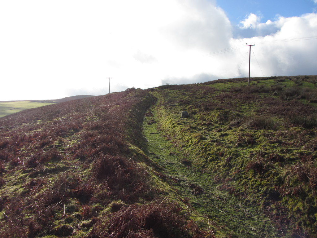 Senghenydd Dyke © Gareth James Cc By Sa20 Geograph Britain And Ireland