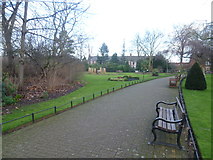 TQ2483 : Formal gardens in Queen's Park by Marathon