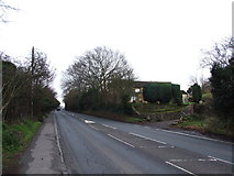 TQ8664 : Boyce's Hill, near Newington by Chris Whippet