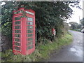 Fraddam: red telephone box