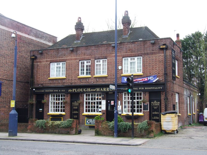 The Plough and Harrow, Welling © Chris Whippet cc-by-sa/2.0 :: Geograph ...