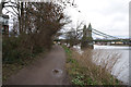 The Thames Path towards Hammersmith Bridge