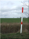 TM2667 : Gas Pipeline Marker by Keith Evans