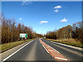 TM3692 : A143 Yarmouth Road, Ellingham by Geographer