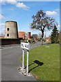 Listed structures on Mill Walk, Bolsover