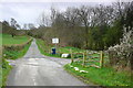 Mynedfa Fferm Tynrhelyg / Entrance to Tynrhelyg Farm