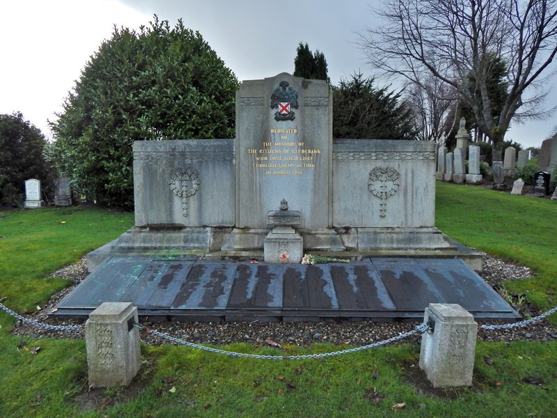 Clydebank Blitz Memorial © Lairich Rig cc-by-sa/2.0 :: Geograph Britain ...