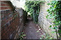 Footpath leading to Pudsey Beck