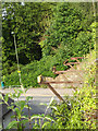 Disused brackets, Esher station 