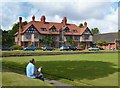 Watching the Bowling, Port Sunlight