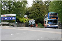 SD4198 : Bus Leaving Windermere Station by David Dixon