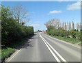 A417 crosses the railway by Challow Station