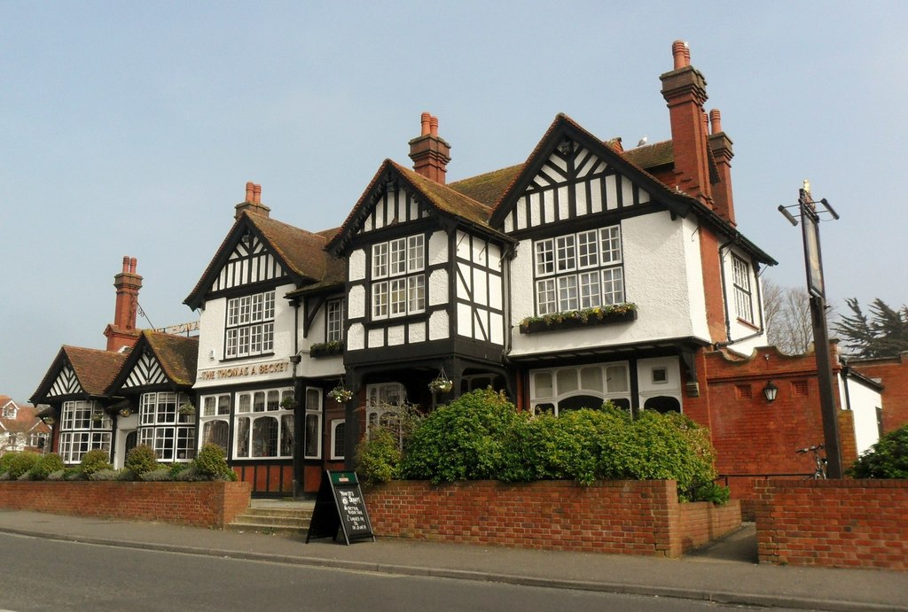 St. Thomas a Becket pub, Worthing © nick macneill cc-by-sa/2.0 ...