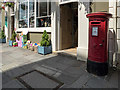 SN7634 : George VI Pillar Box, Market Square, Llandovery by Christine Matthews